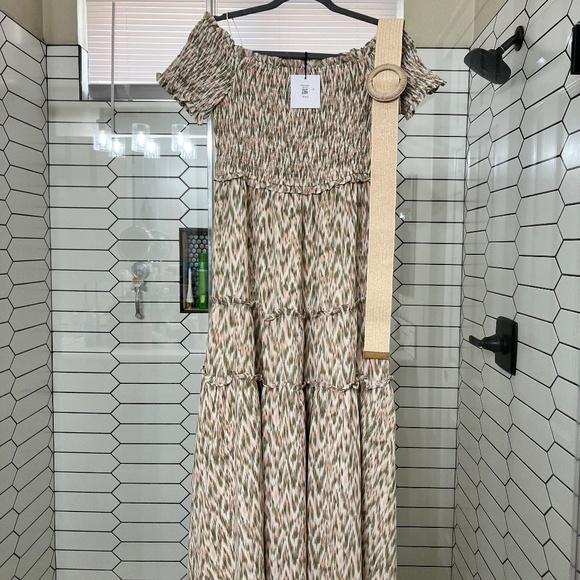 Long dress - NWT - Picture 1 of 5